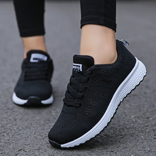 Women Casual Shoes Fashion Breathable Walking Mesh Flat Shoes Sneakers Women 2021 Gym Vulcanized Shoes White Female Footwear